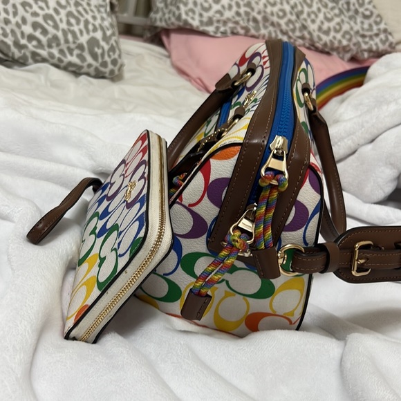 New Coach Purse & Wallet Combo ! - Picture 2 of 6